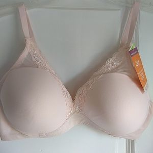 Warner's bra, Lace Escape Collection
